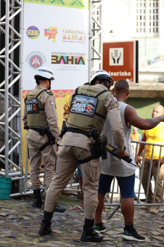 Ações policiais no Furdunço resultam em prisões e apreensão de celulares