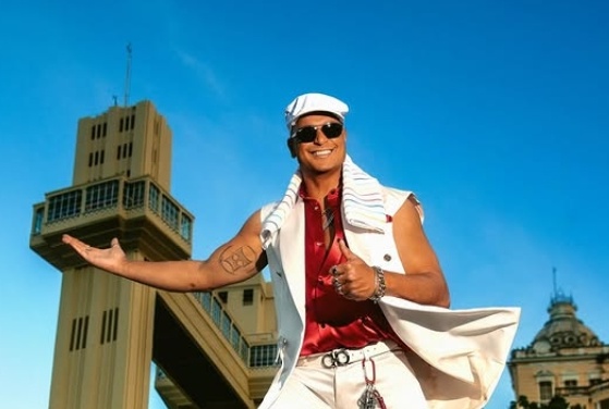Agora: Xanddy Harmonia comanda a “Melhor Segunda-feira” no pré-Carnaval