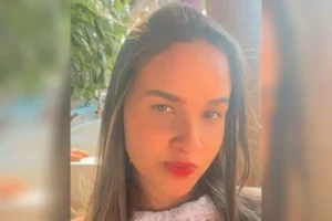 Professora morre após cair de veículo em movimento no extremo sul da Bahia