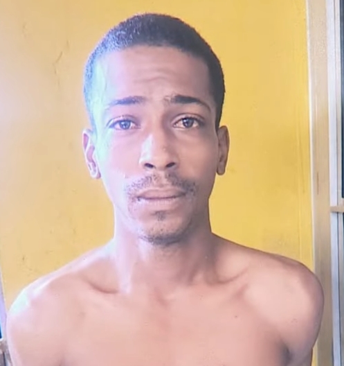 Suspeito de roubo de carro e moto é preso em Cajazeiras XI