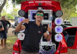 Jovem é assassinado na praça do bairro Jacobina III