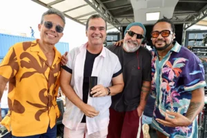 Grupo MudeiDeNome comanda “Volta no Dique” durante aniversário de Salvador