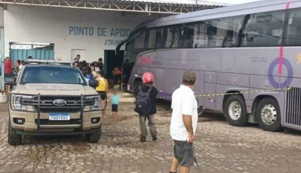 Motorista se entrega à polícia após atropelamento com mortes em Itambé