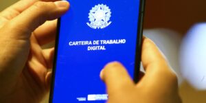 Trabalhadores passam a ter direito de faltar para cuidar da saúde sem desconto no salário