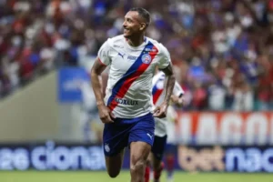 Bahia consegue efeito suspensivo e David Duarte está liberado para enfrentar o Flamengo