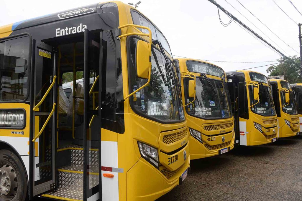 Rodoviários fazem assembleias e ônibus devem sair com atraso em Salvador nesta quinta-feira
