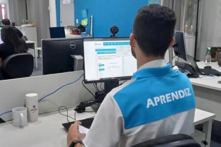Estação Rodoviária de Salvador recebe inscrições para vagas de estágio e Jovem Aprendiz